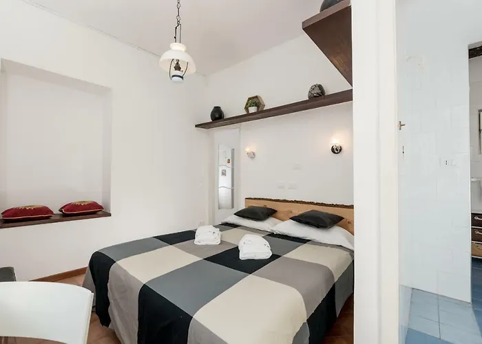 Semesterbostad Al Cedro Rom